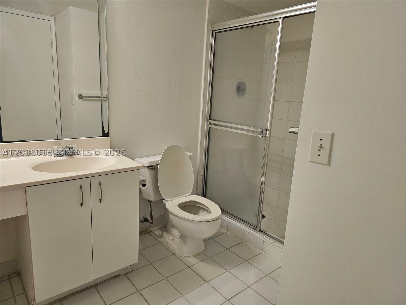 PARC CENTRAL AVENTURA SOU - Residential Lease