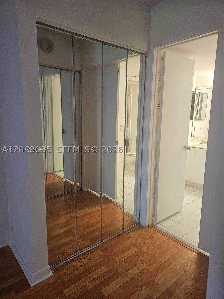 PARC CENTRAL AVENTURA SOU - Residential Lease