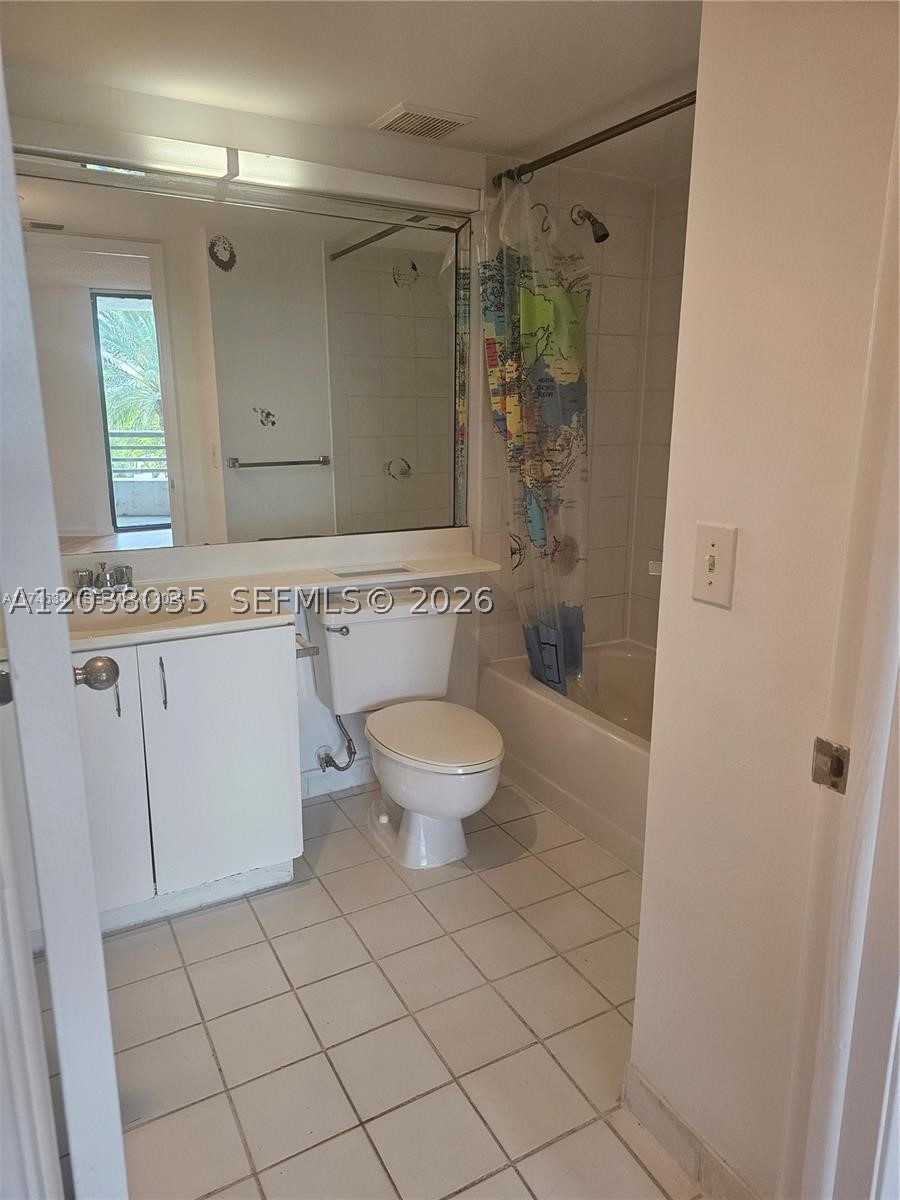PARC CENTRAL AVENTURA SOU - Residential Lease