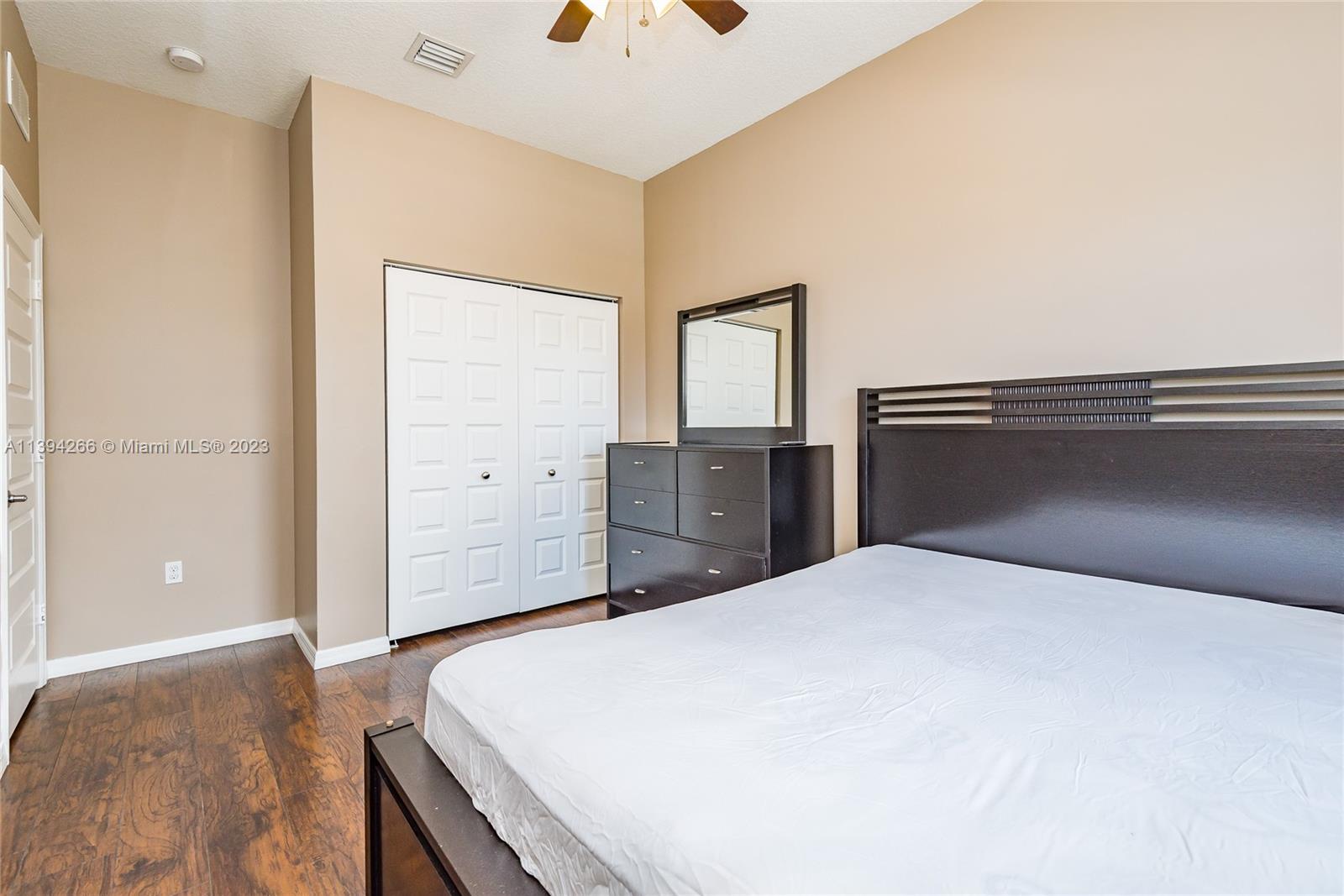 CHAMPION LAKES - Residential Lease