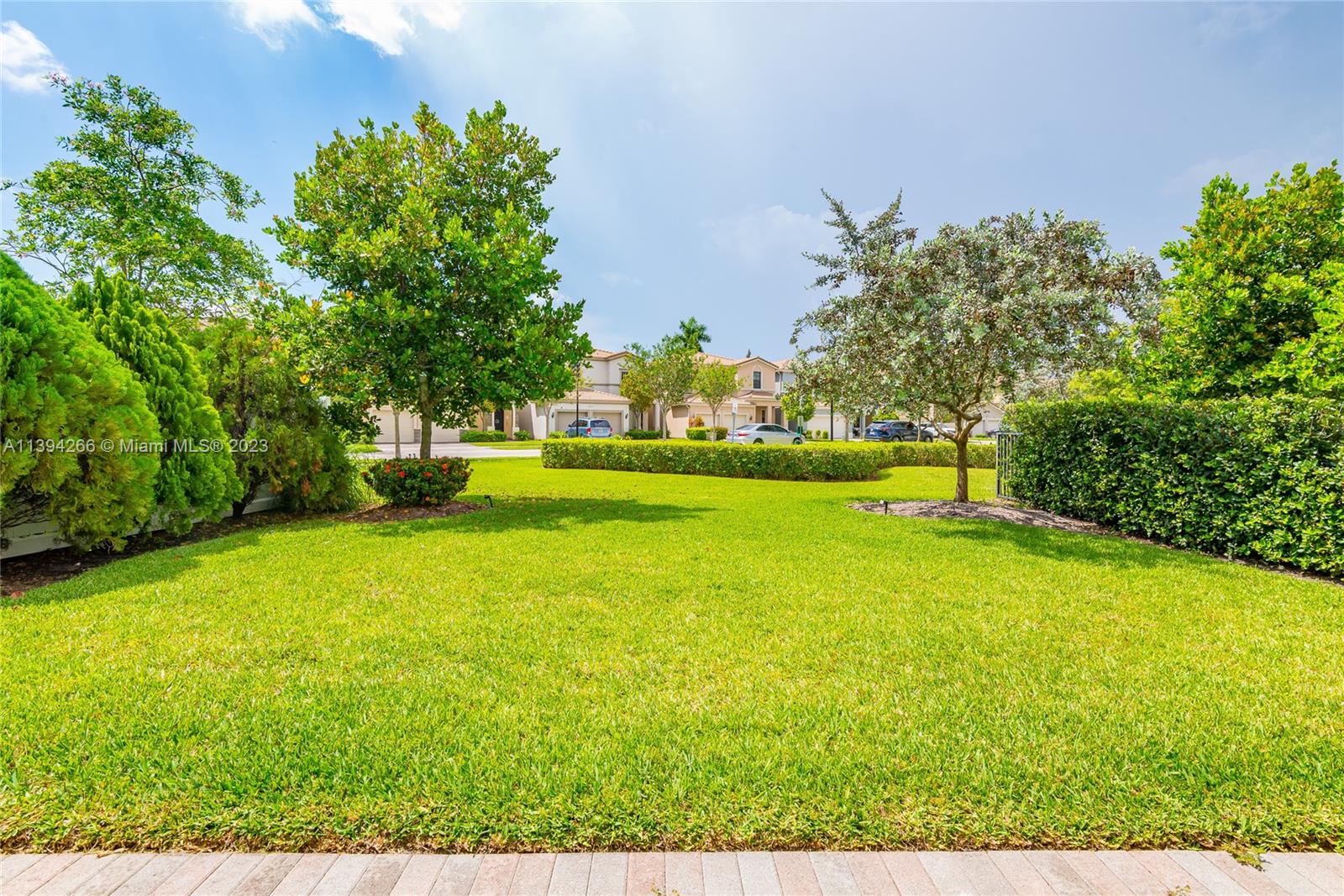 CHAMPION LAKES - Residential Lease