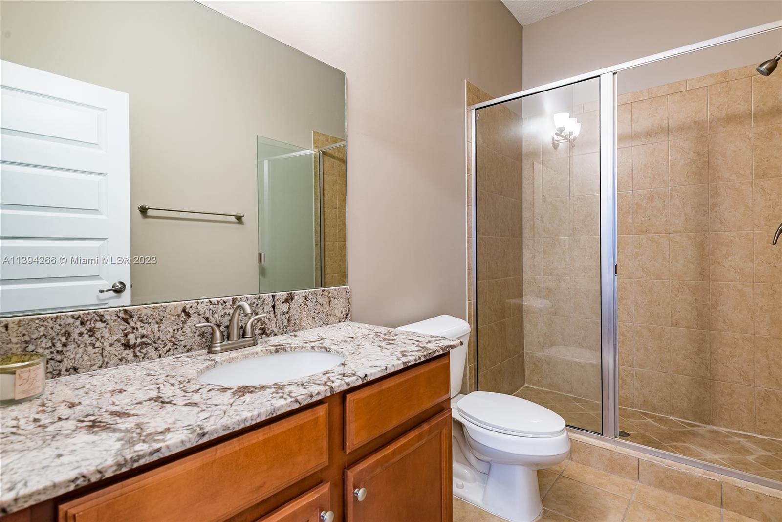 CHAMPION LAKES - Residential Lease