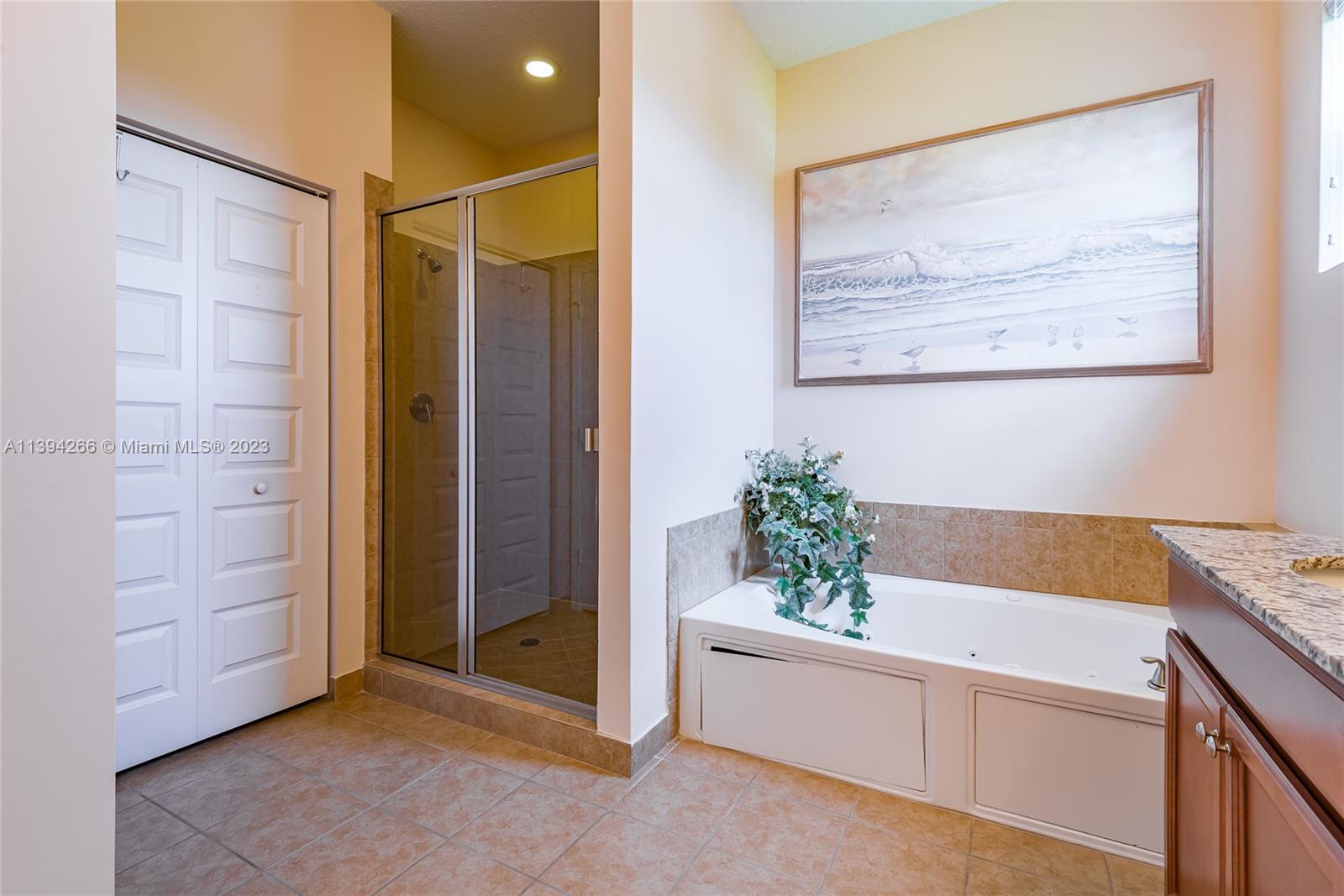 CHAMPION LAKES - Residential Lease