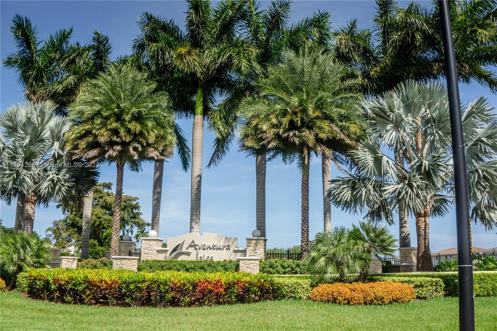 CHAMPION LAKES - Residential Lease