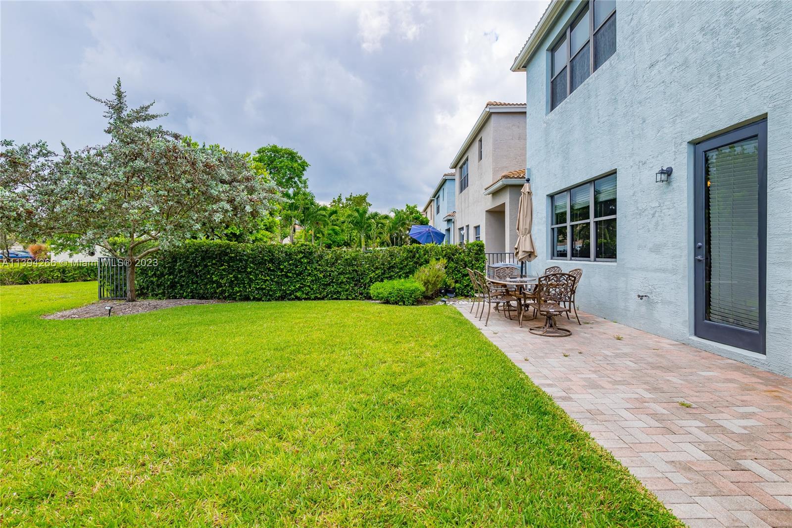 CHAMPION LAKES - Residential Lease