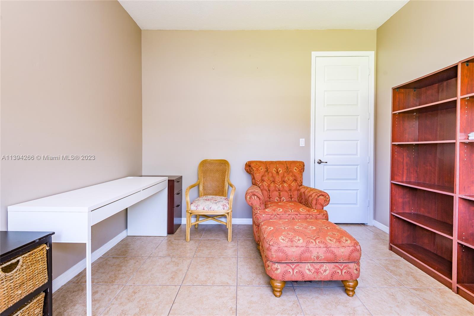 CHAMPION LAKES - Residential Lease