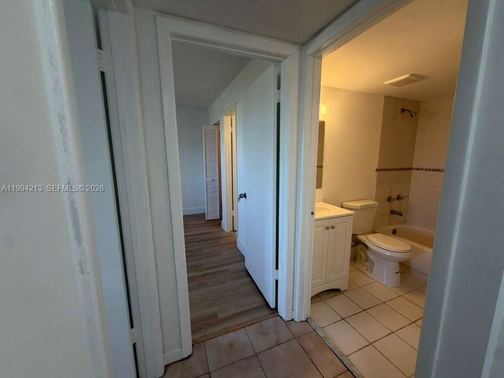 FONTAINEBLEAU GARDENS CON - Residential Lease