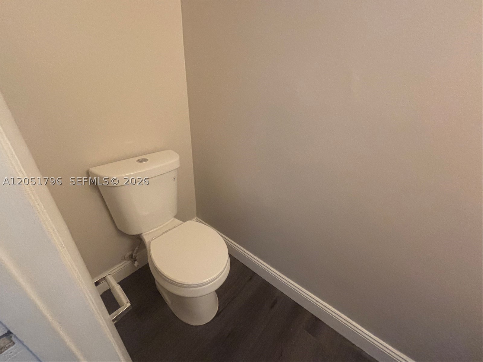 PALMS OF PEMBROKE CONDO - Residential Lease