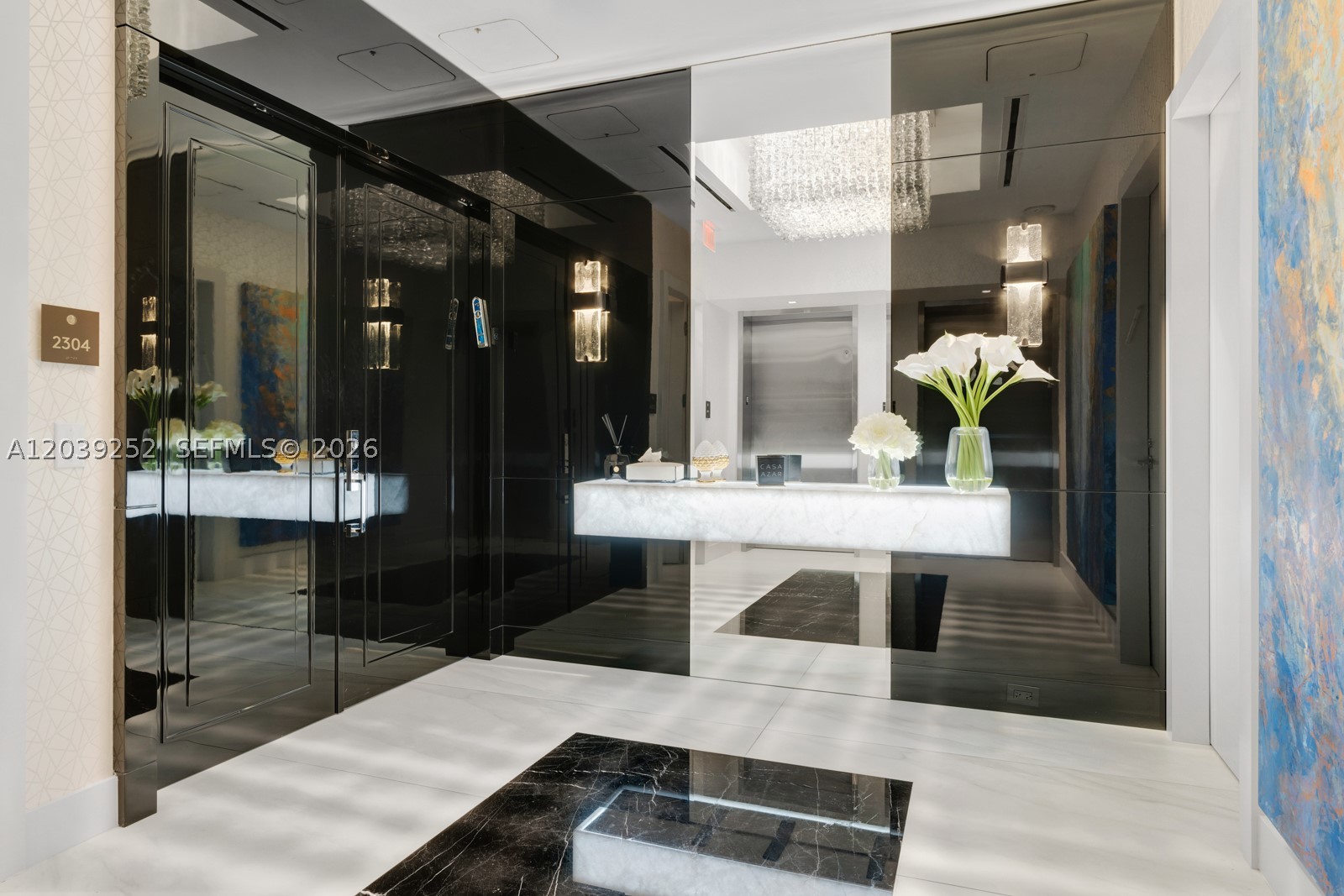 TURNBERRY OCEAN CLUB - Residential