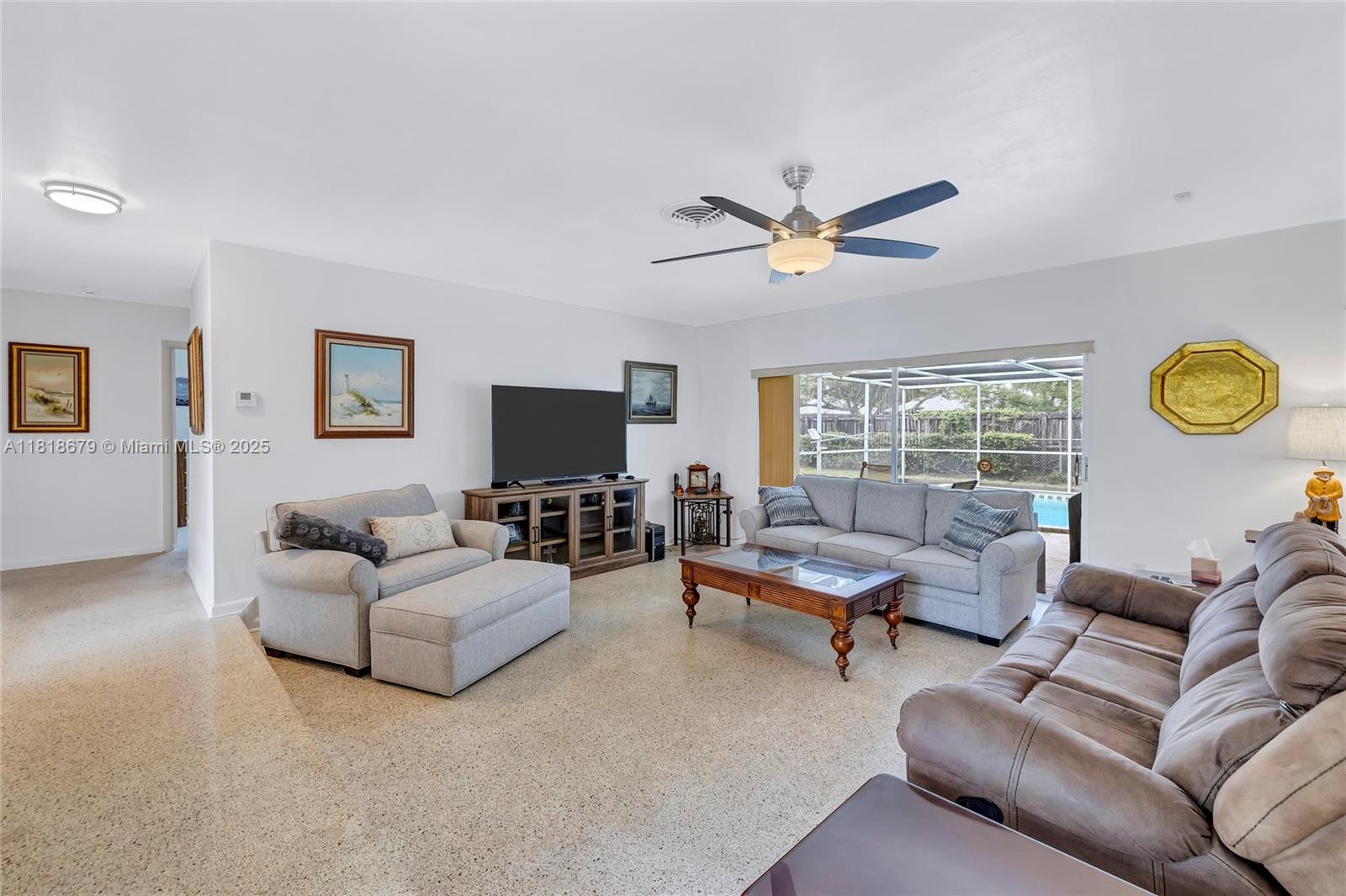 MIAMI LAKES SEC 4 - Residential