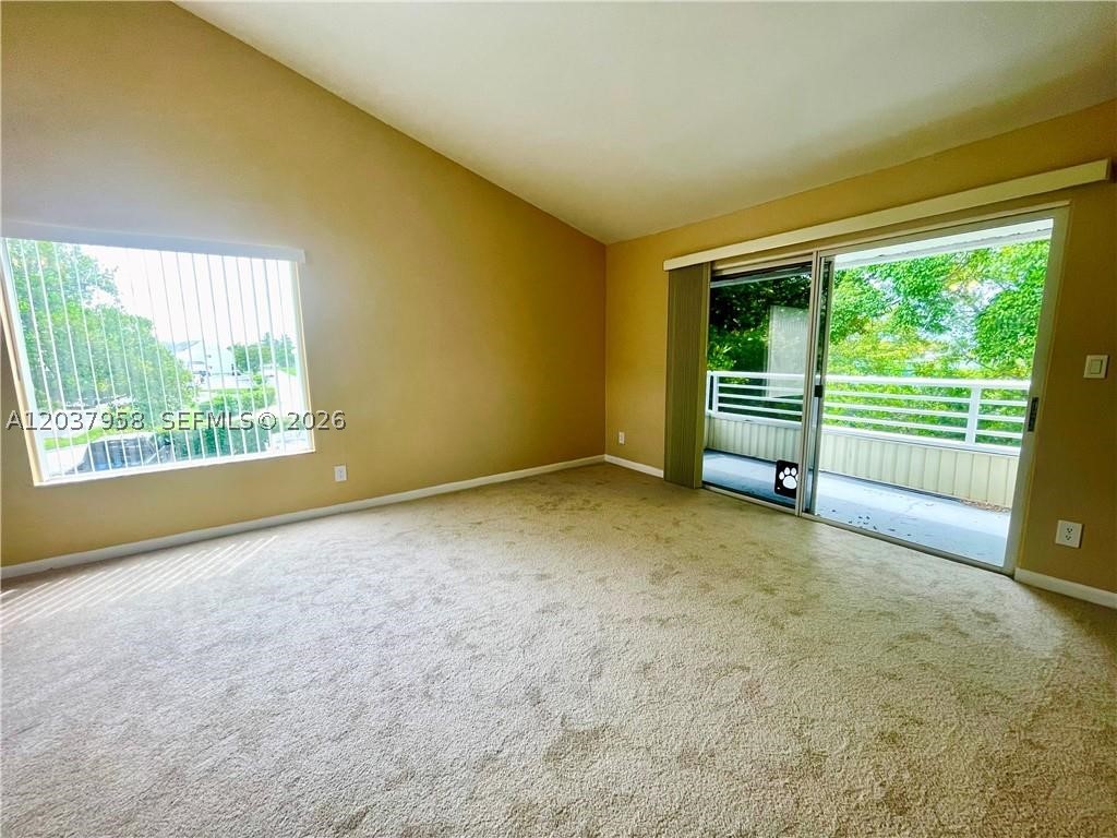 SUMMER LAKE - Residential Lease