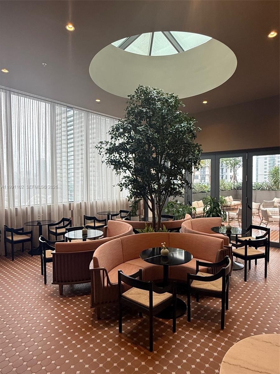 THE CROSBY MIAMI WORLD C - Residential