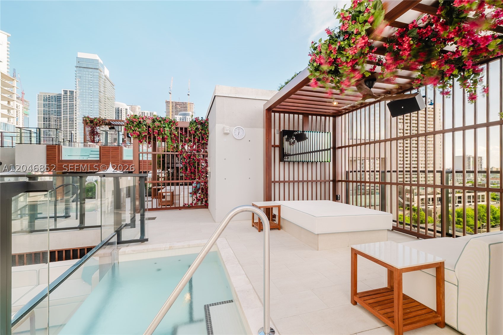 E11EVEN HOTEL & RESIDEN - Residential Lease