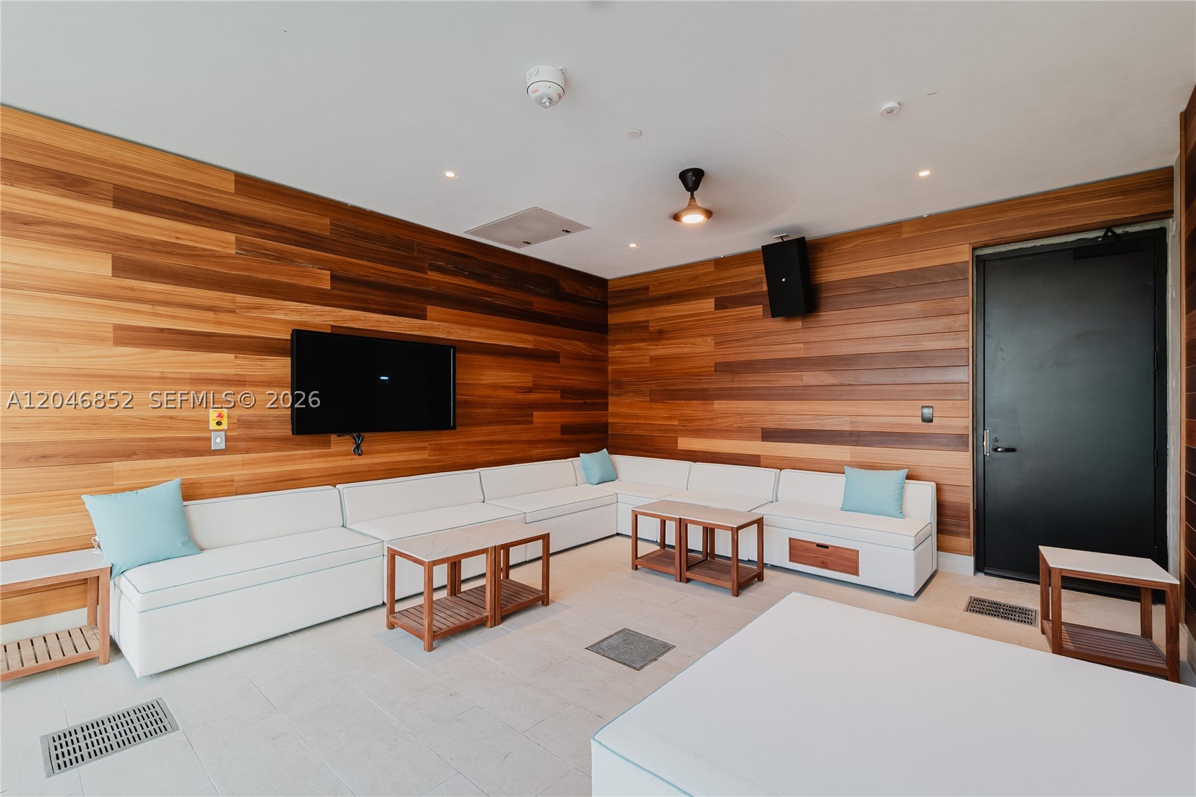 E11EVEN HOTEL & RESIDEN - Residential Lease