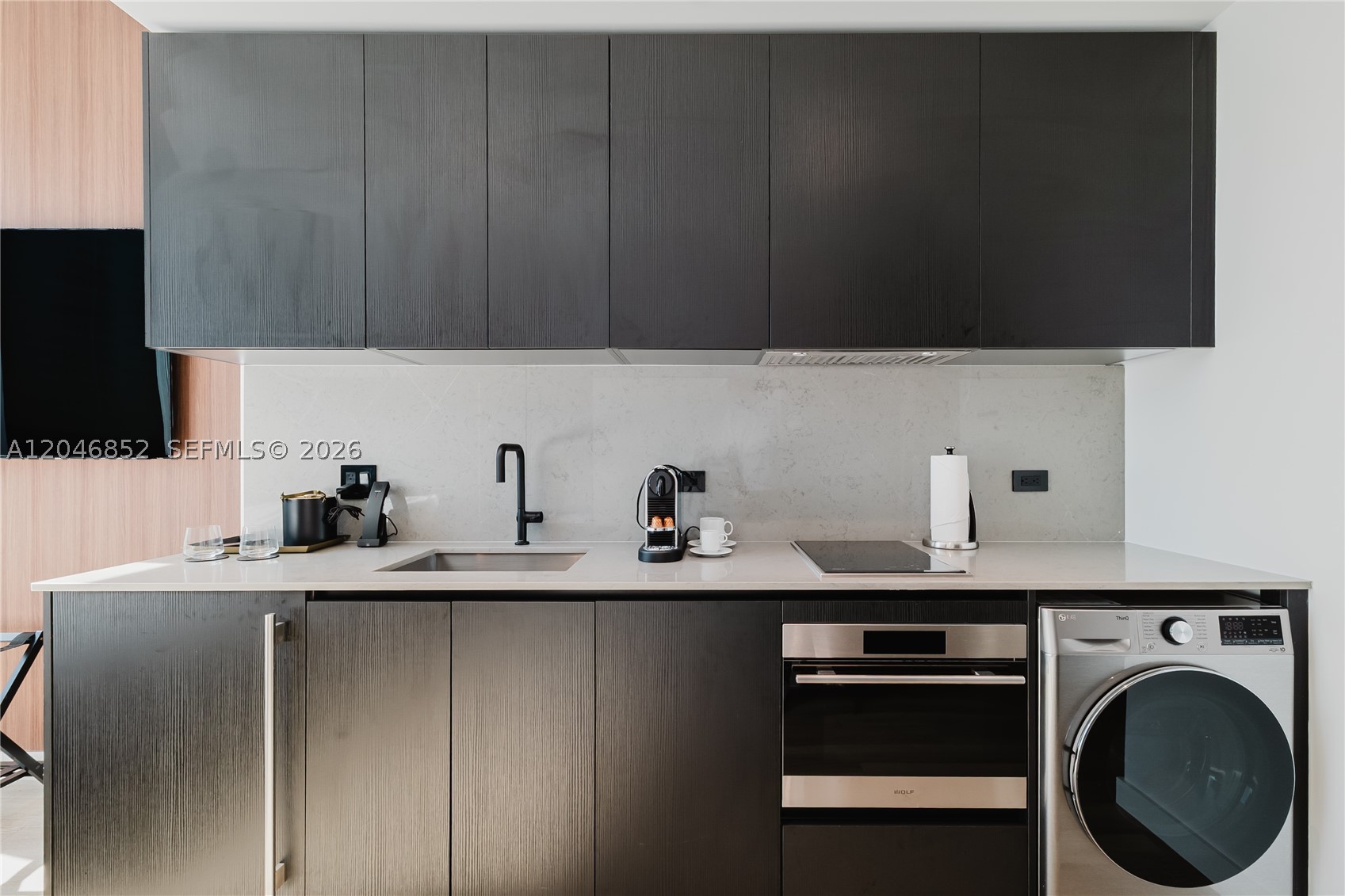 E11EVEN HOTEL & RESIDEN - Residential Lease