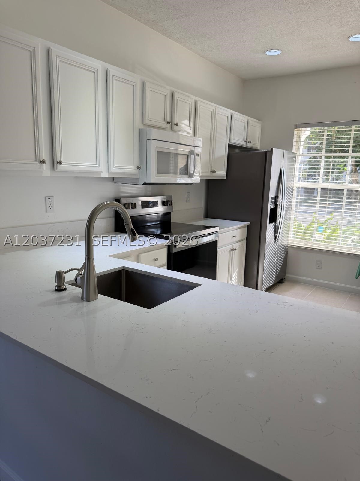 PALMBROOKE TOWNHOMES - Residential Lease