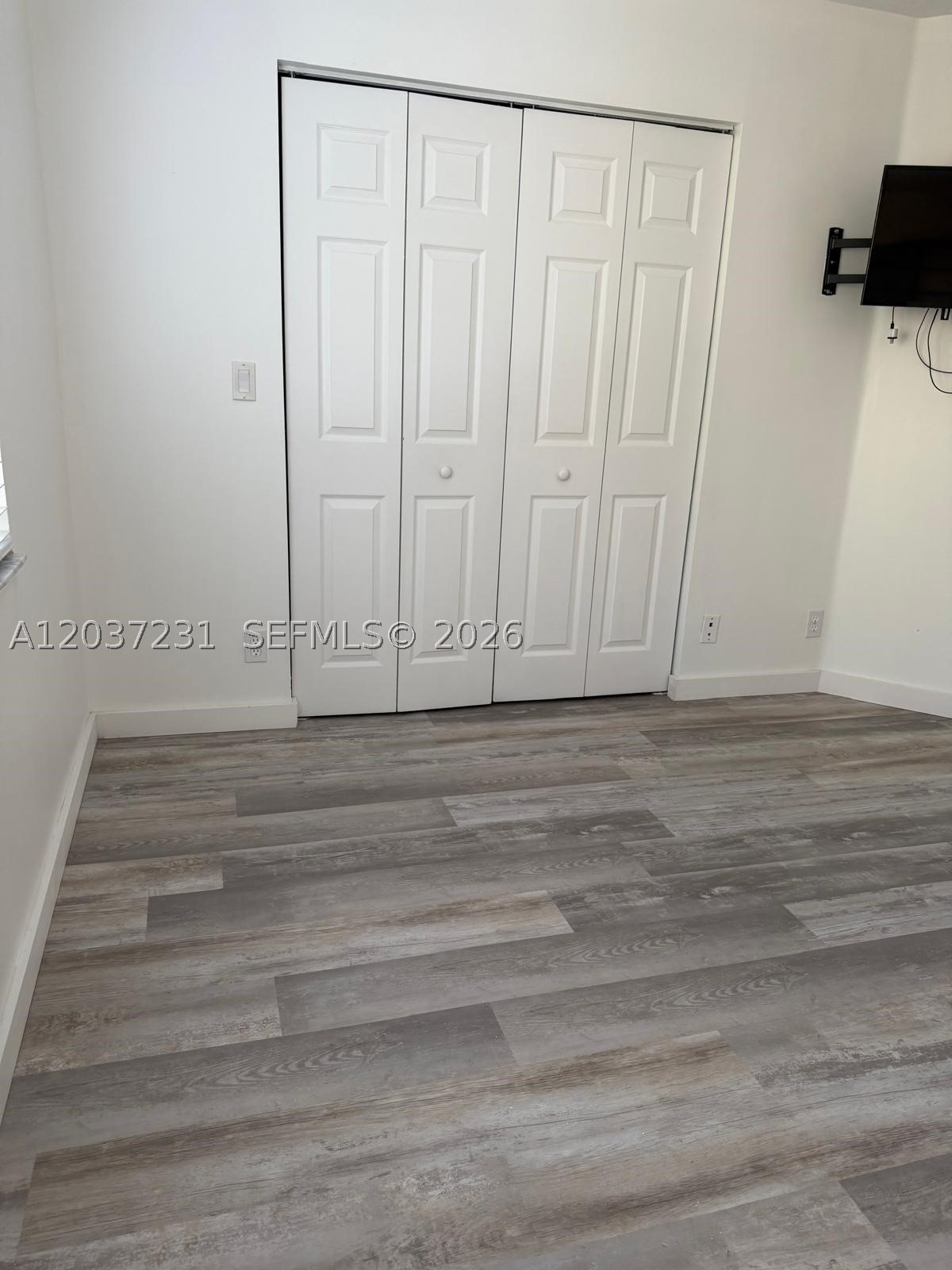 PALMBROOKE TOWNHOMES - Residential Lease