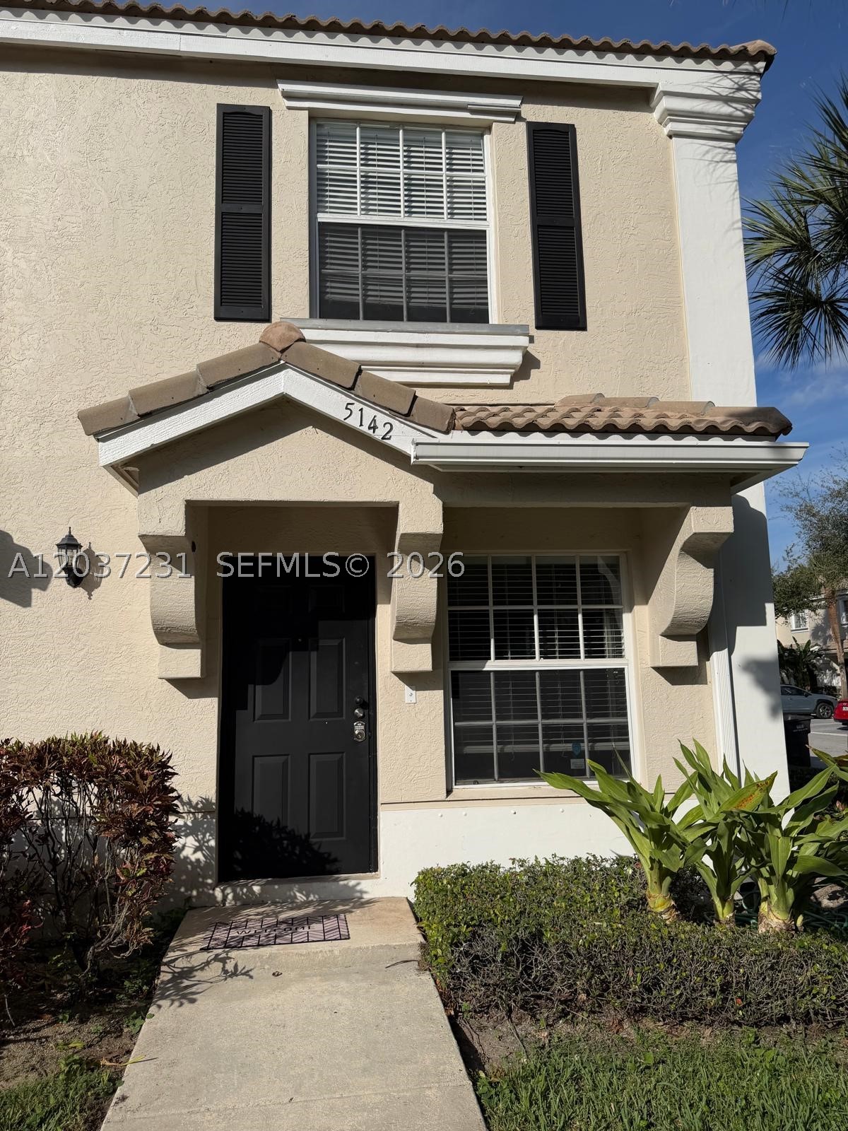 Beautiful corner townhouse featuring 2 bedrooms, 2 full bathrooms, and 1 half bathroom in Jonathan’s Cove. This freshly painted and renovated residence offers tile flooring on the first level, wood-look laminate flooring upstairs, quartz kitchen countertops, stainless steel appliances, and an in-unit washer and dryer. Both bedrooms include walk-in closets. Enjoy two assigned parking spaces, a patio storage room. Rent includes basic cable and alarm. Jonathan’s Cove is a gated community offering a fitness center, clubhouse, pool, playground, and beach volleyball court. Conveniently located near I-95, the Turnpike, Walmart, shopping, dining, and more.