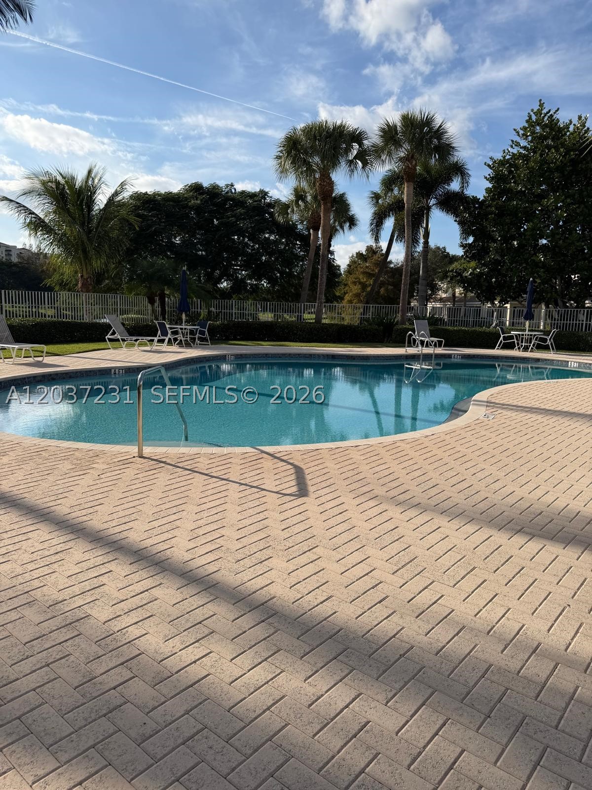 PALMBROOKE TOWNHOMES - Residential Lease