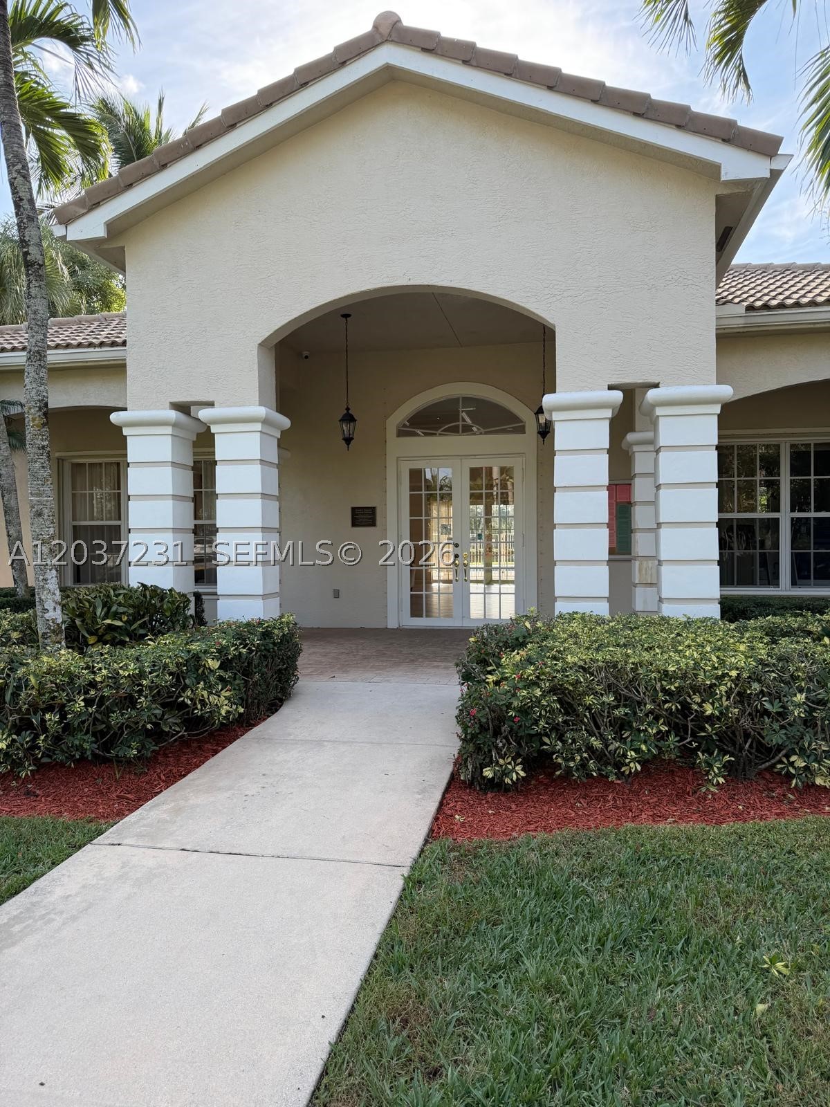 PALMBROOKE TOWNHOMES - Residential Lease