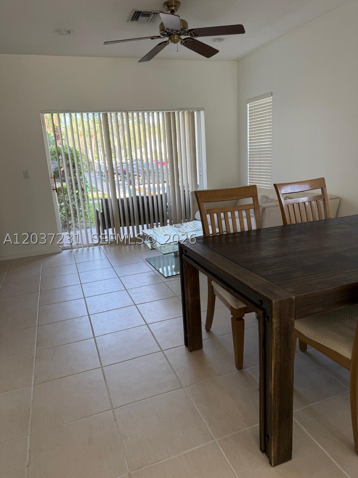 PALMBROOKE TOWNHOMES - Residential Lease