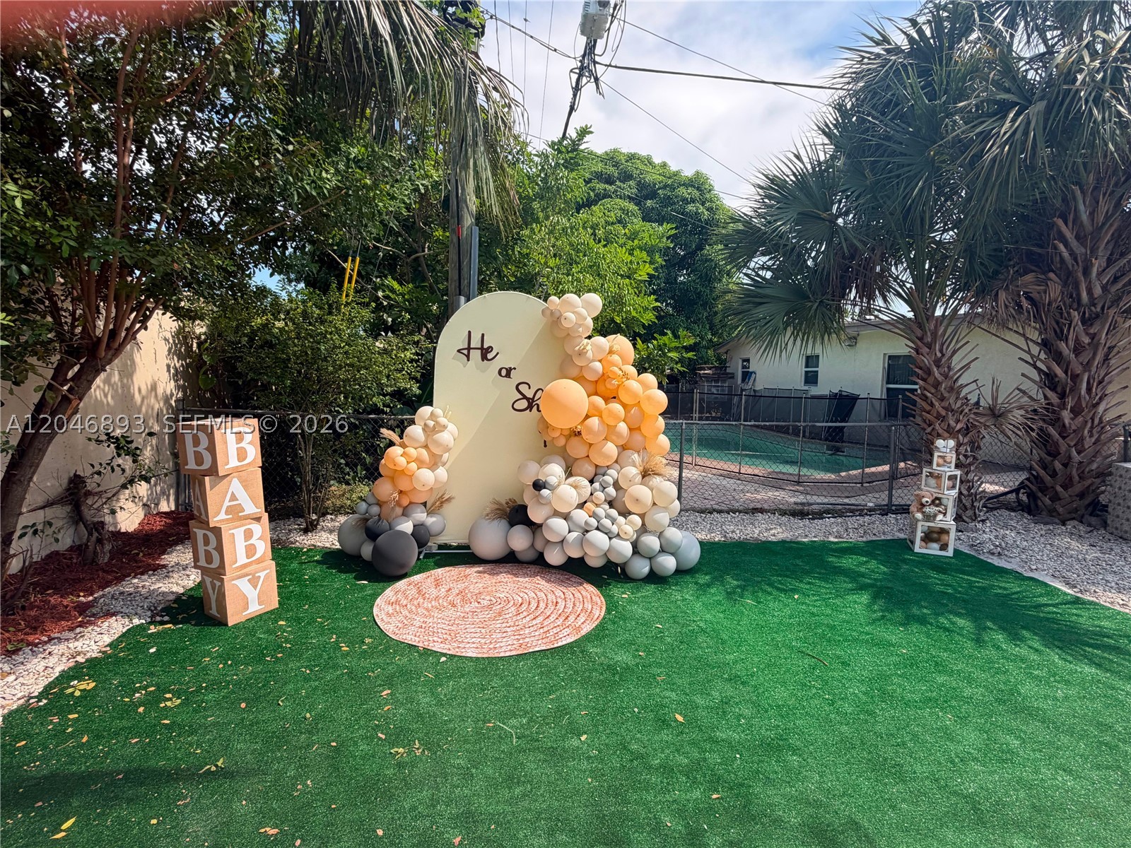 LAUDERDALE LAKES WEST GAT - Residential