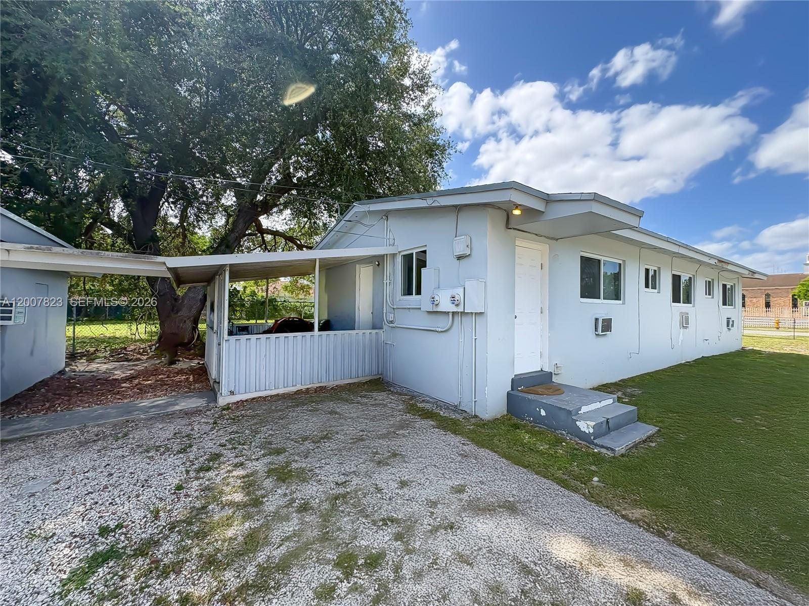 ELIZABETH PARK - Residential Income