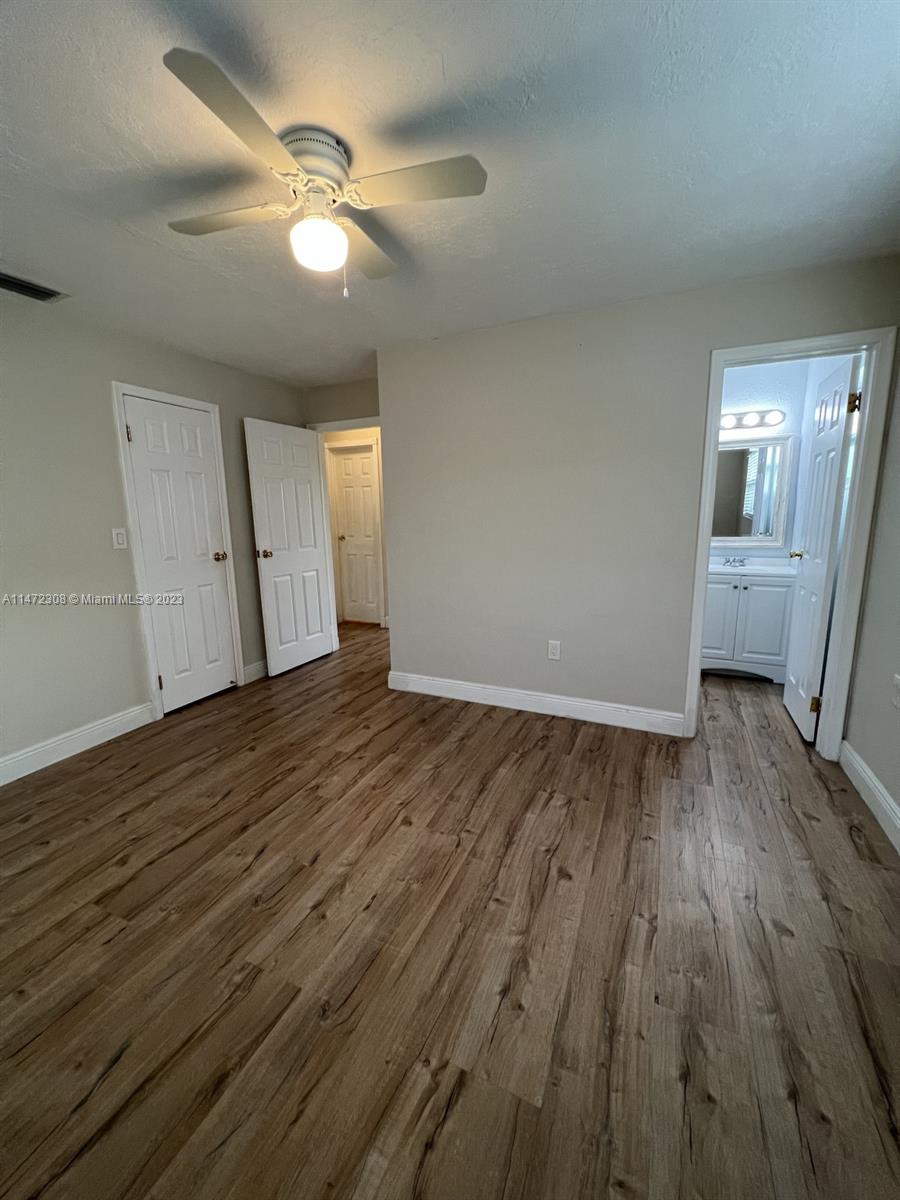 SUNRISE GOLF VILLAGE SEC - Residential Lease