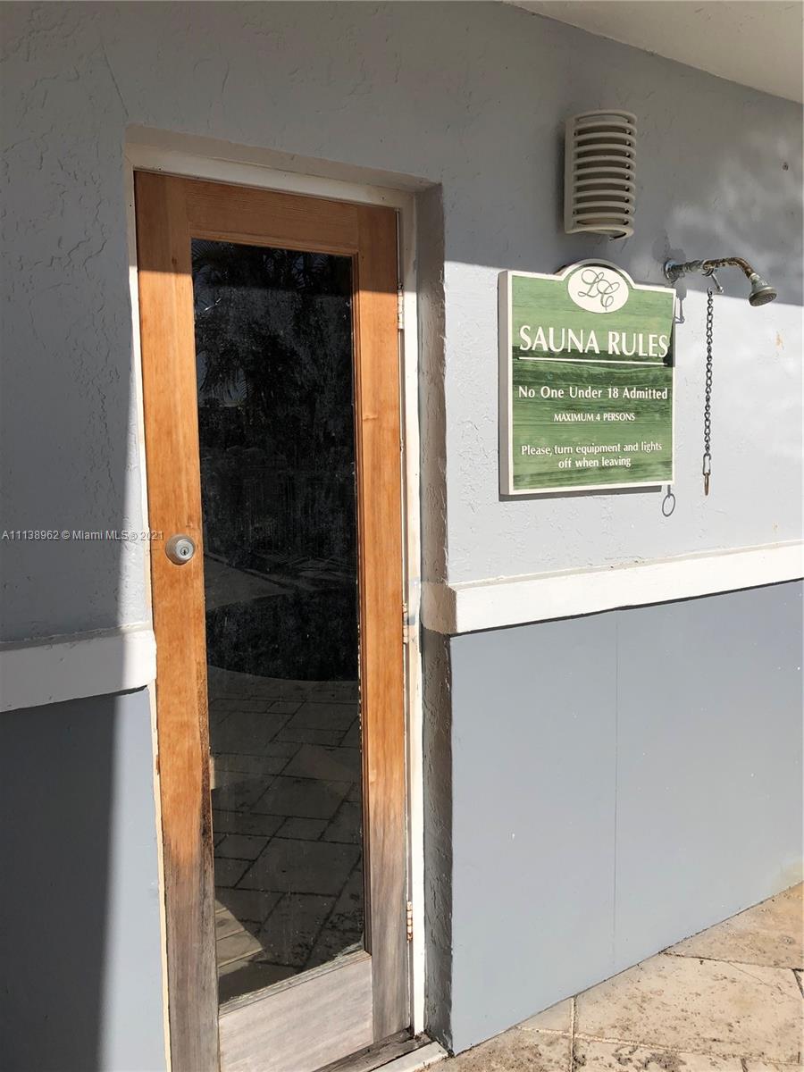 LE CLUB AT OLD CUTLER CON - Residential Lease