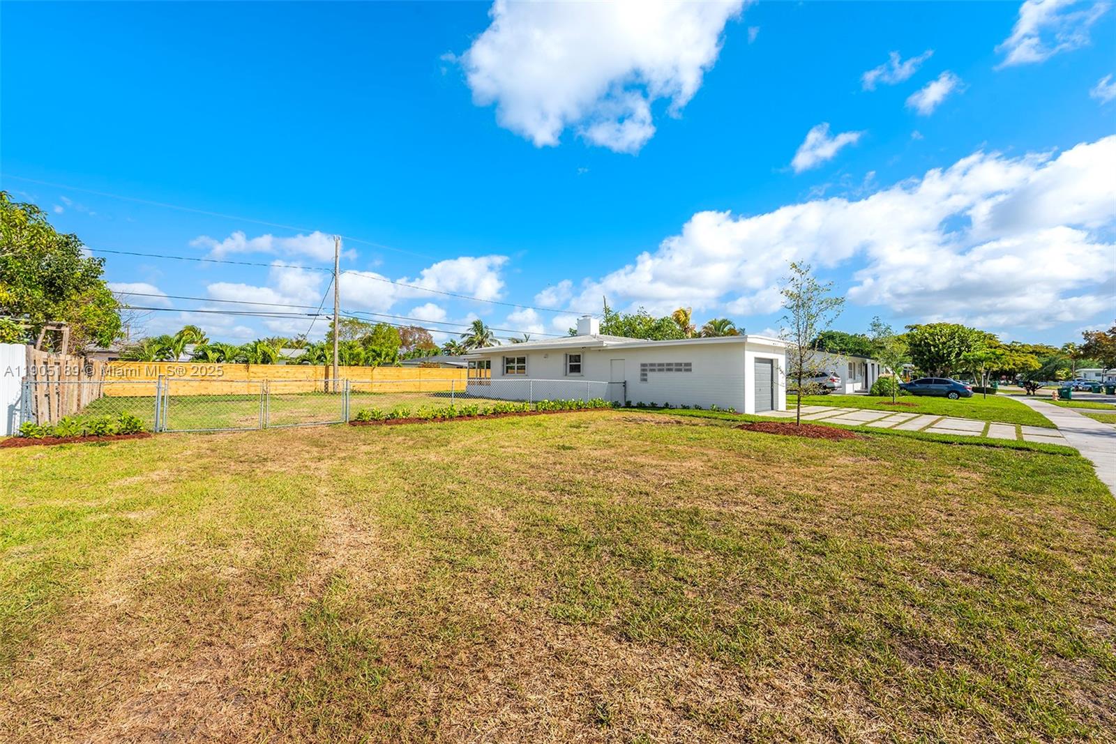 SOUTH CORAL HOMES SEC 2 - Residential Lease