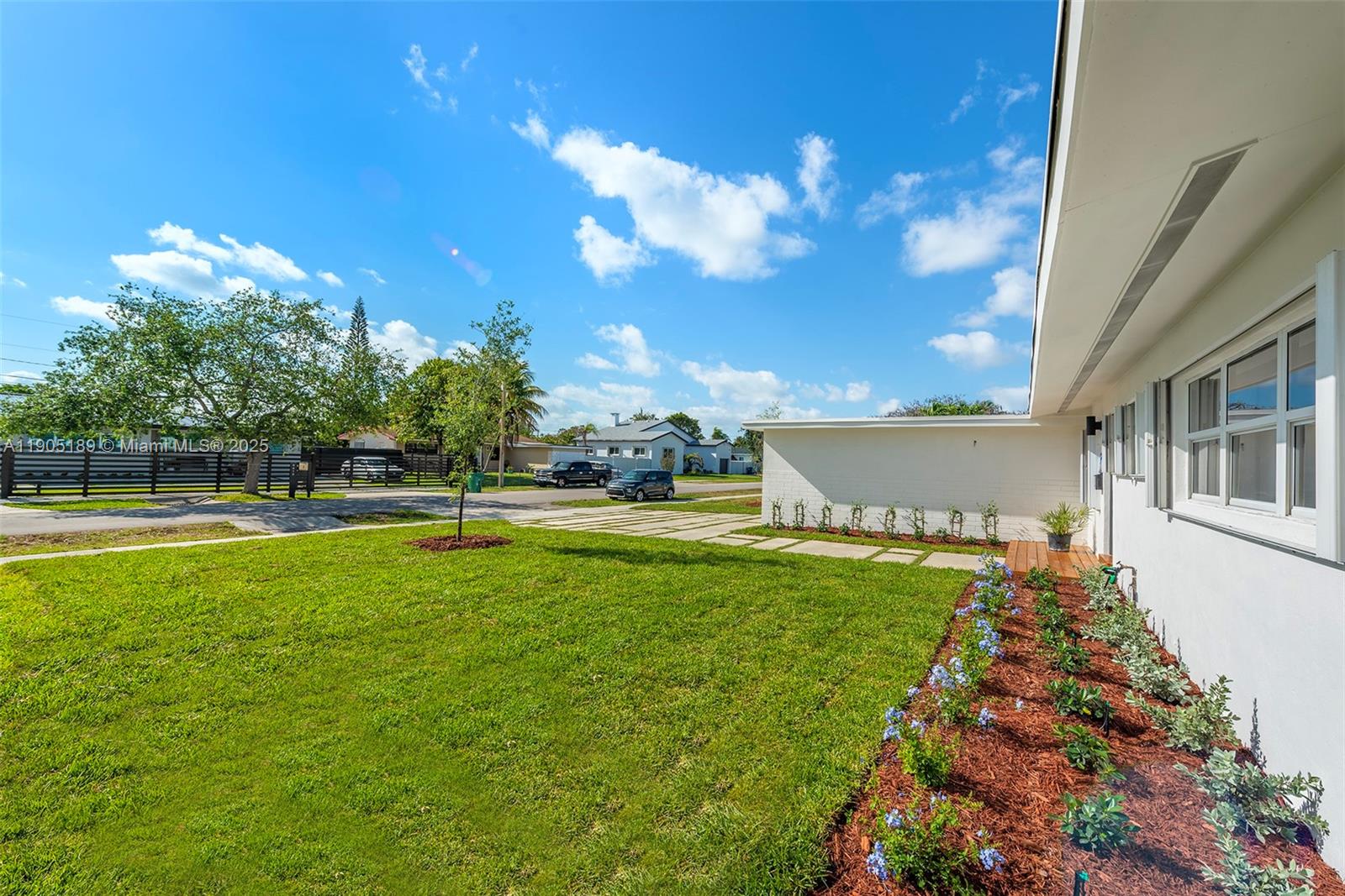 SOUTH CORAL HOMES SEC 2 - Residential Lease