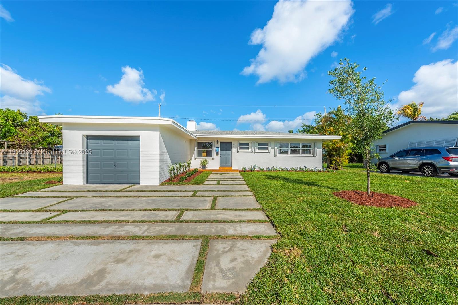 SOUTH CORAL HOMES SEC 2 - Residential Lease