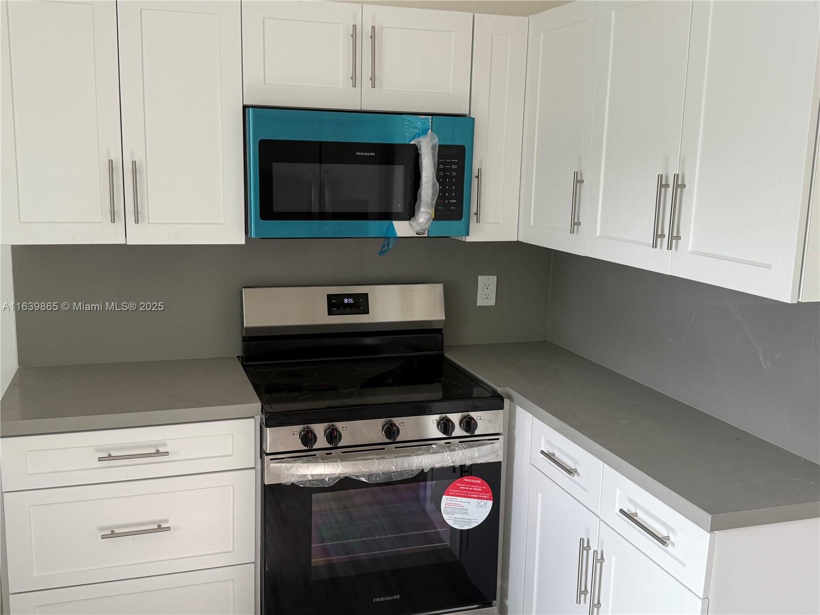 PALM SPRINGS AMD - Residential
