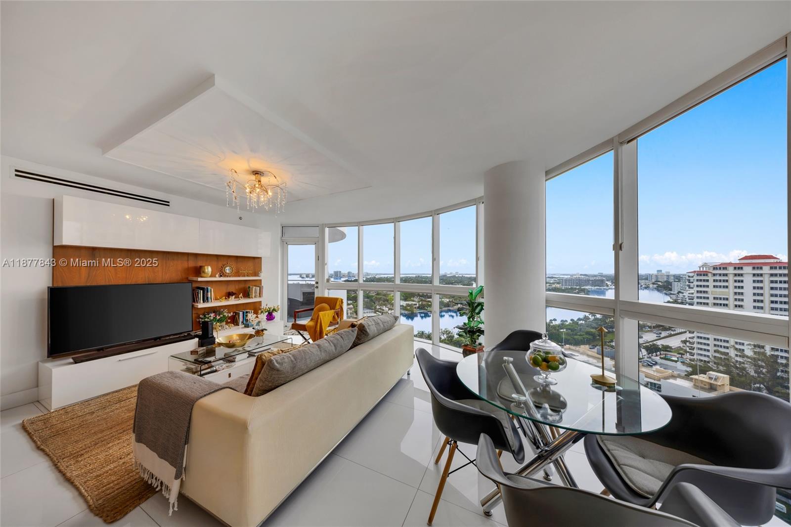 LA GORCE PALACE CONDO - Residential