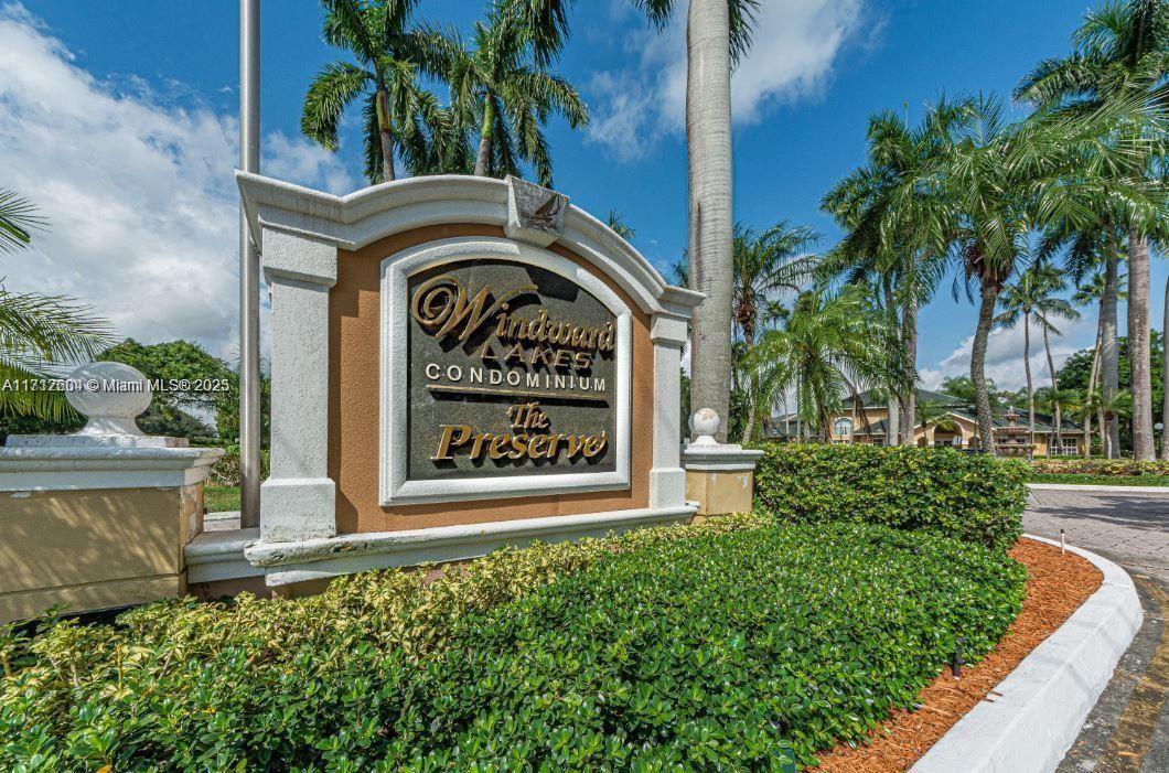WINDWARD LAKES CONDO - Residential
