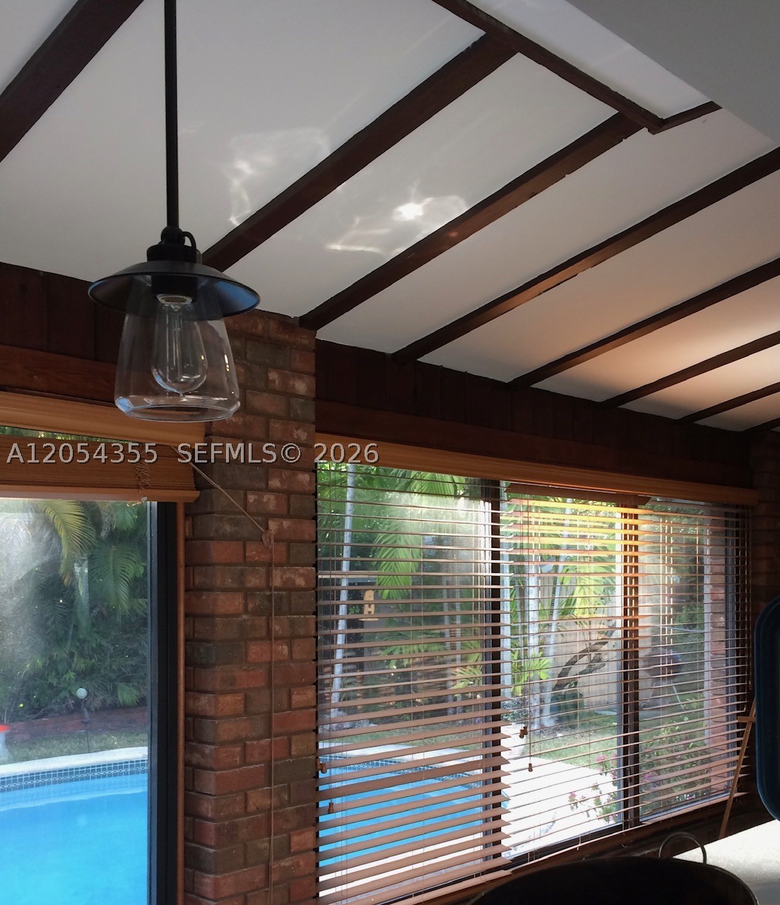 KENWOOD GARDENS - Residential Lease