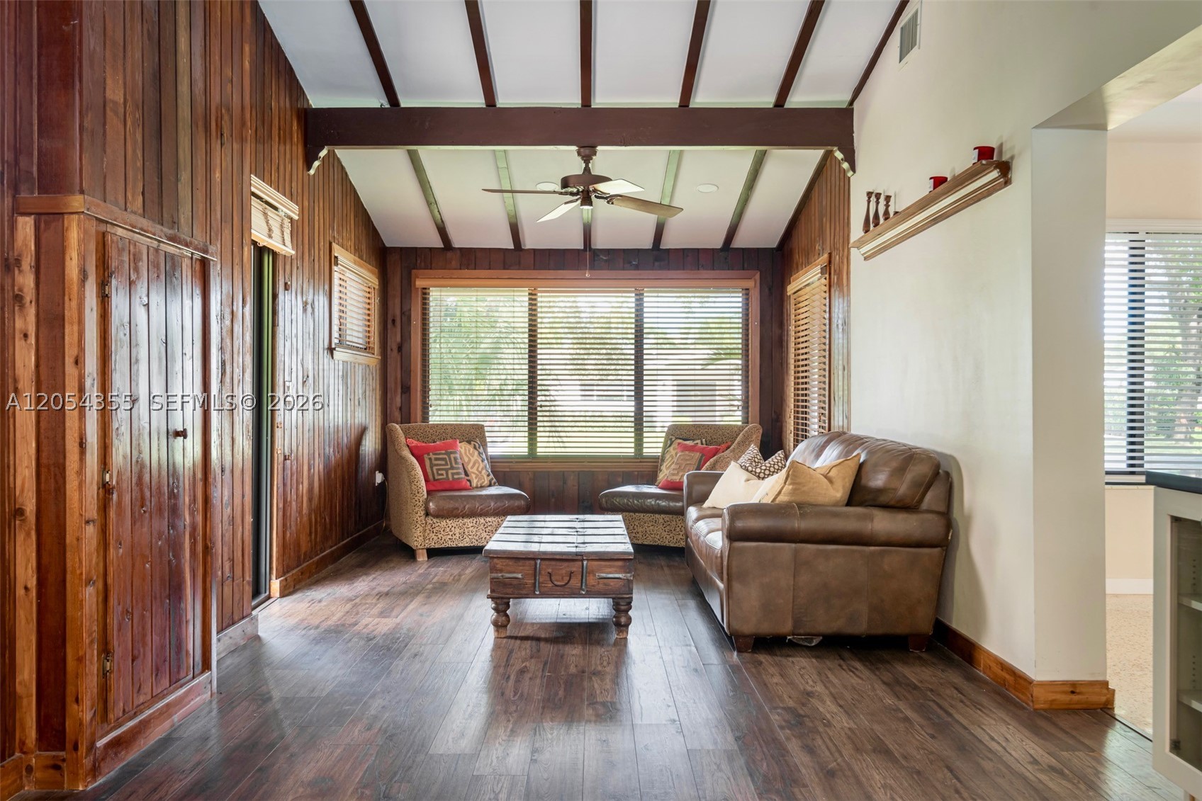 KENWOOD GARDENS - Residential Lease