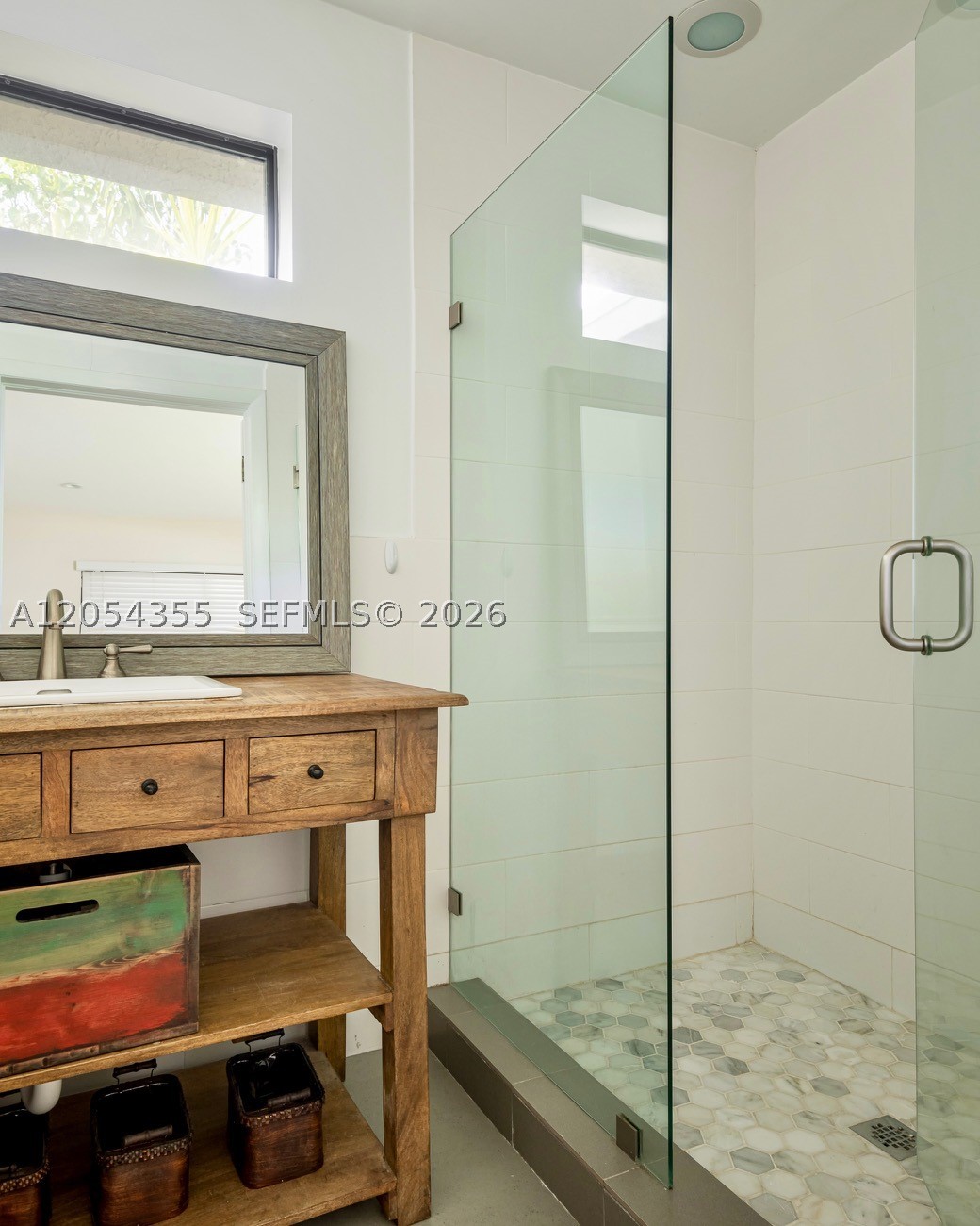 KENWOOD GARDENS - Residential Lease