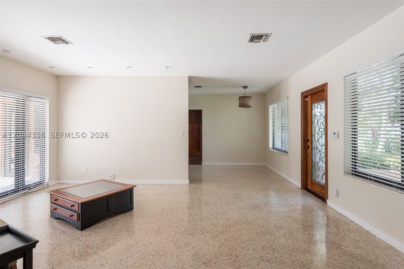 KENWOOD GARDENS - Residential Lease