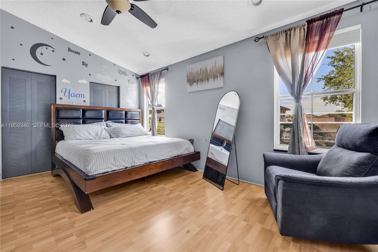 CHAPEL TRAIL REPLAT - Residential