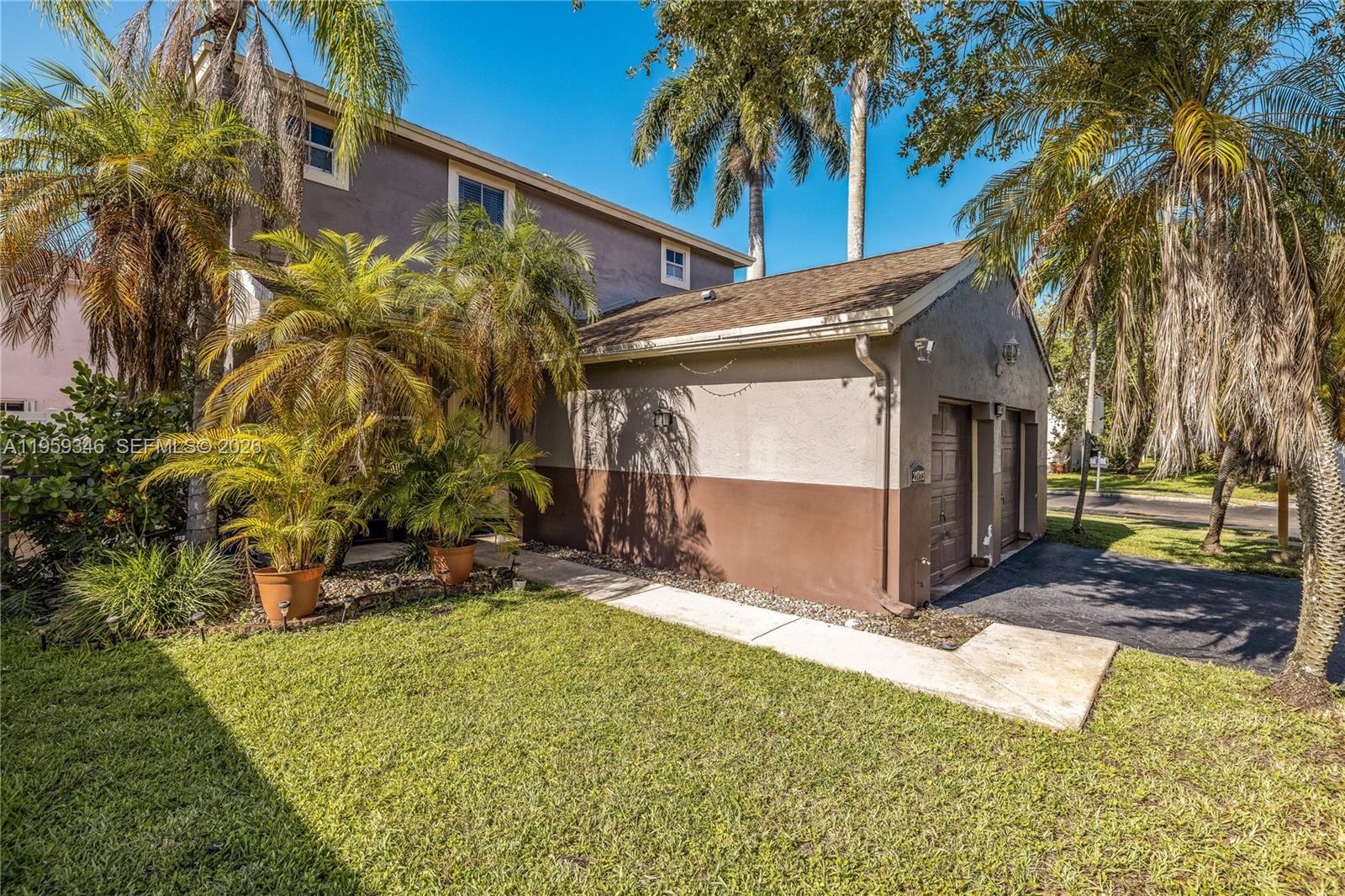 CHAPEL TRAIL REPLAT - Residential
