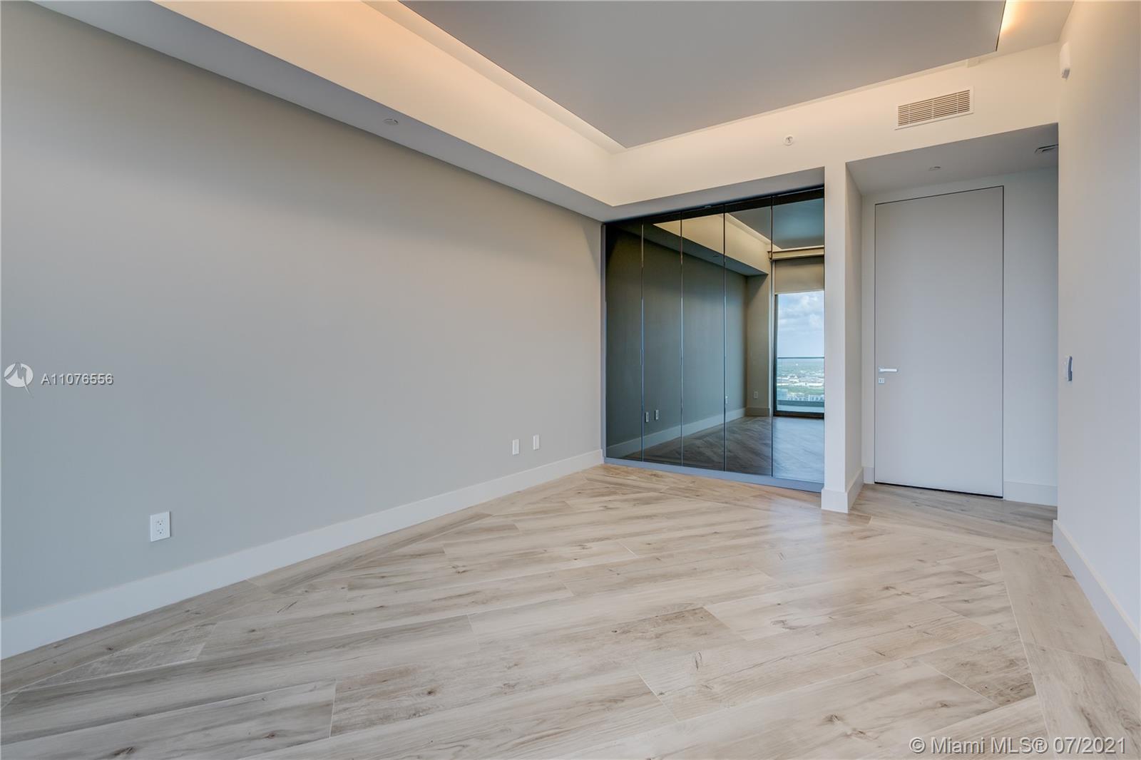 18975 COLLINS CONDO - Residential