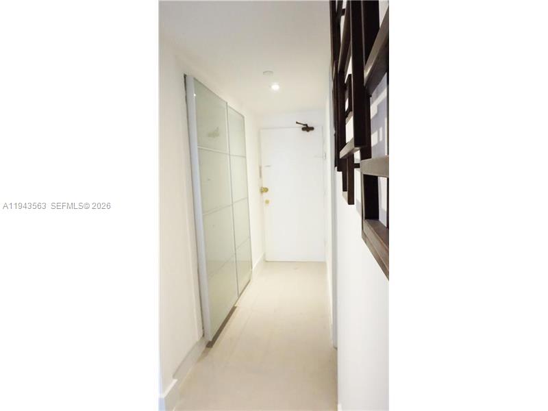 THE DECOPLAGE CONDO - Residential