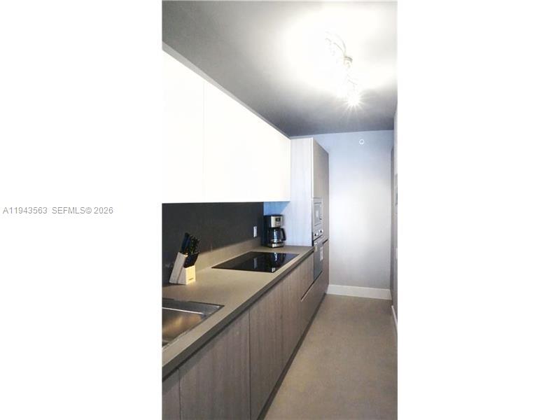 THE DECOPLAGE CONDO - Residential