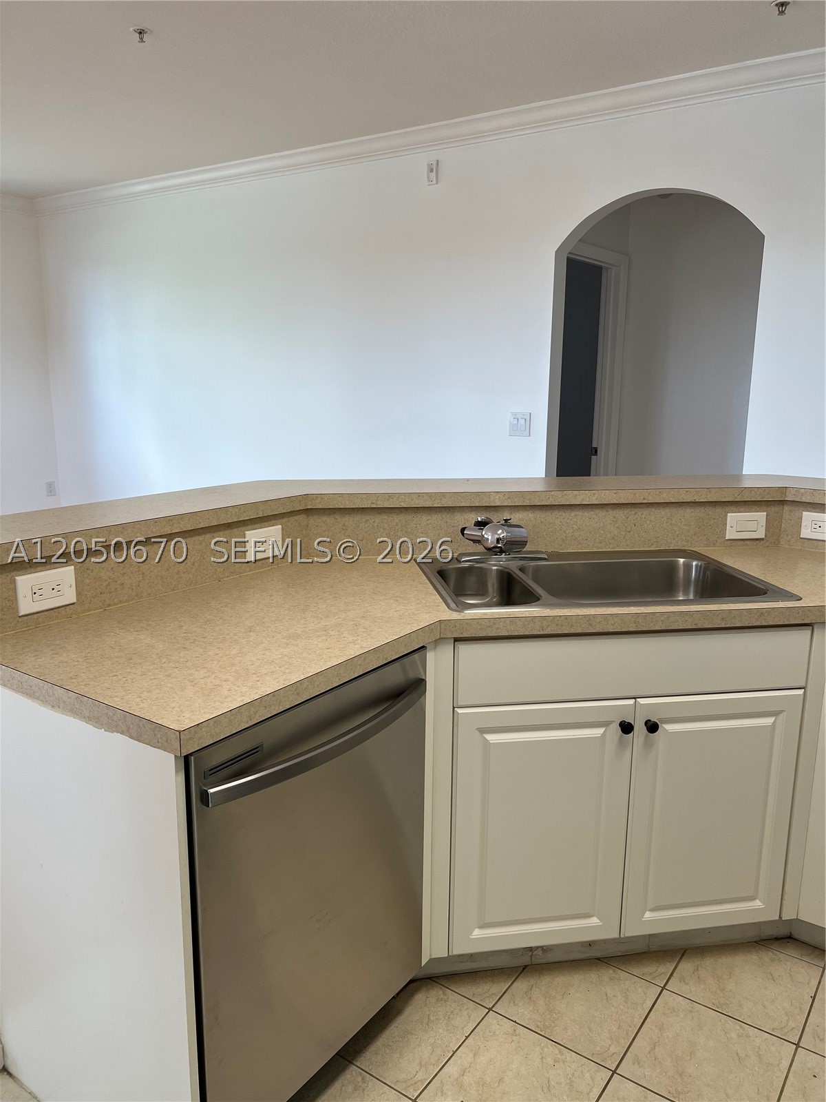 EL-AD VILLAGGIO CONDO BLD - Residential Lease