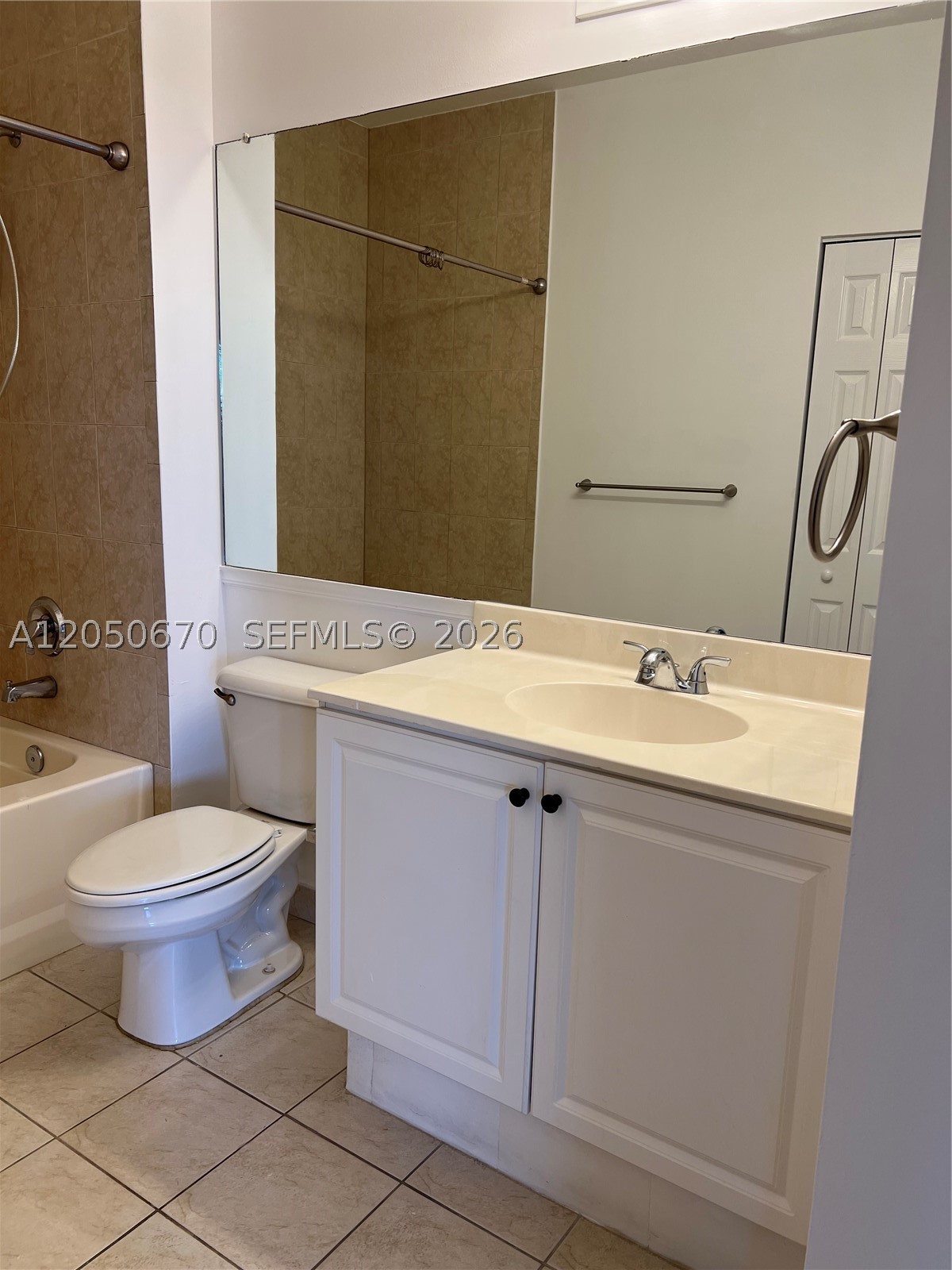 EL-AD VILLAGGIO CONDO BLD - Residential Lease