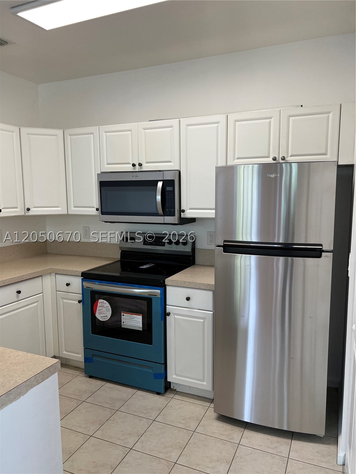 EL-AD VILLAGGIO CONDO BLD - Residential Lease