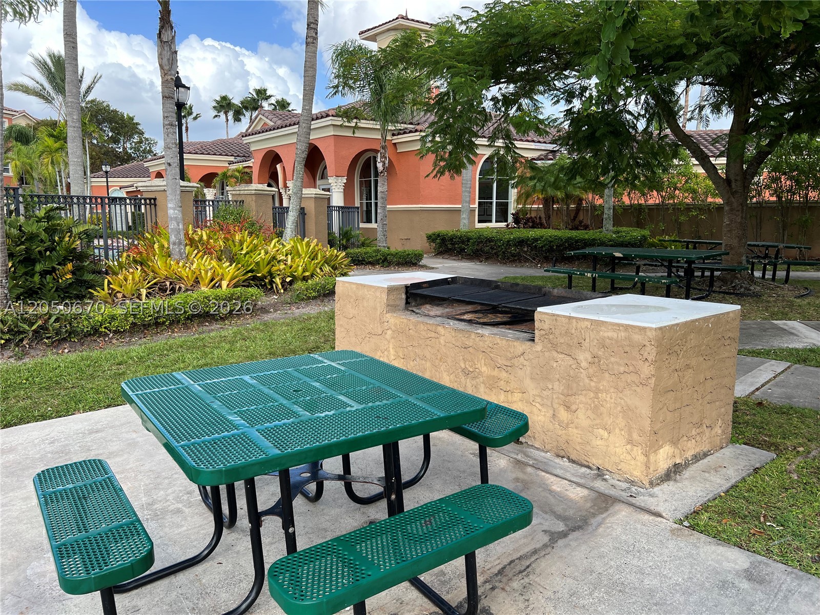 EL-AD VILLAGGIO CONDO BLD - Residential Lease