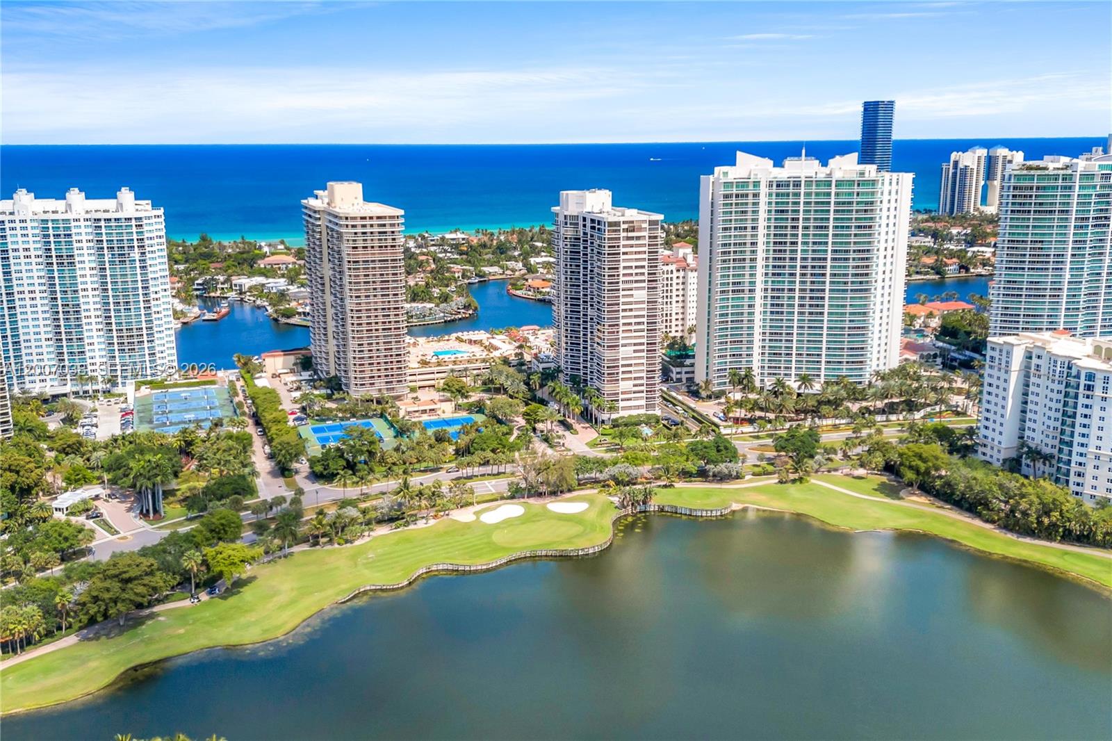 THE LANDMARK CONDO - Residential