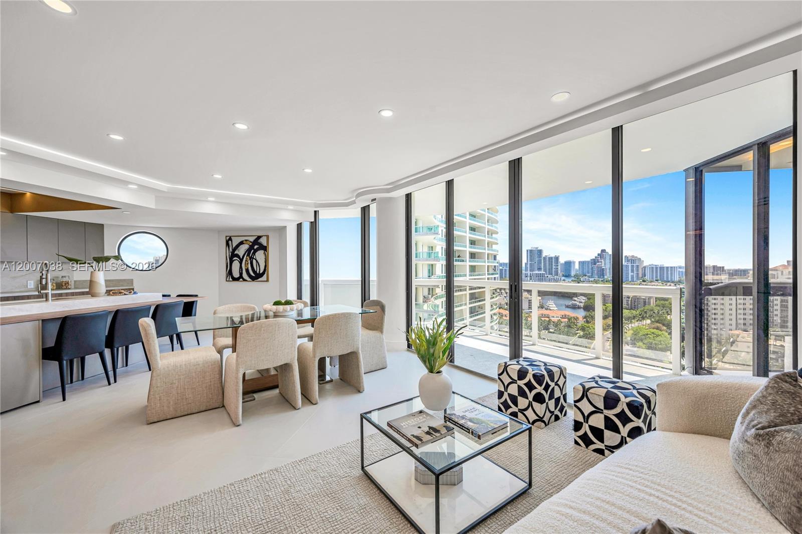THE LANDMARK CONDO - Residential